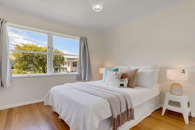 Photo of property in 15 Forglen Place, Tawa, Wellington, 5028