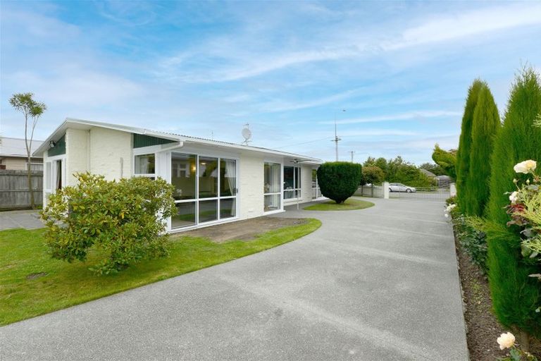 Photo of property in 406 Wairakei Road, Burnside, Christchurch, 8053