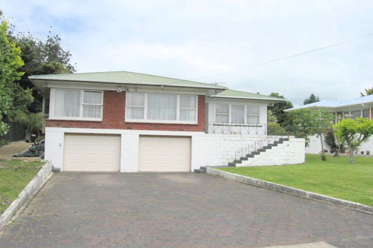 Photo of property in 24 Royston Street, Rosehill, Papakura, 2113