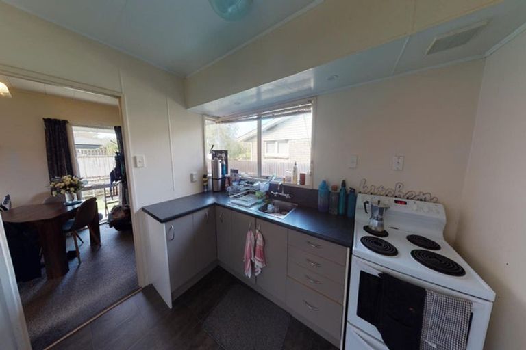 Photo of property in 12 Katene Street, West End, Palmerston North, 4412