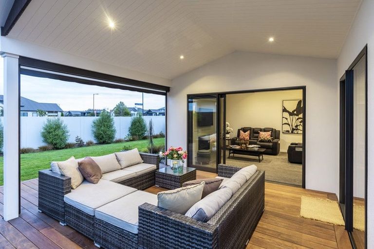 Photo of property in 28 Glenturret Drive, Casebrook, Christchurch, 8051