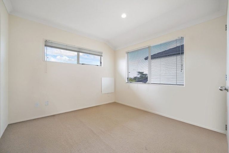 Photo of property in 12b Elliot Street, Howick, Auckland, 2014