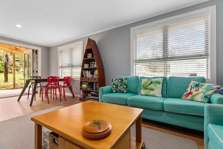 Photo of property in 31 Annison Avenue, Glen Eden, Auckland, 0602