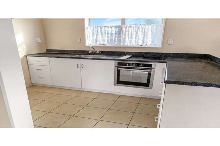 Photo of property in 21 Heather Street, Levin, 5510