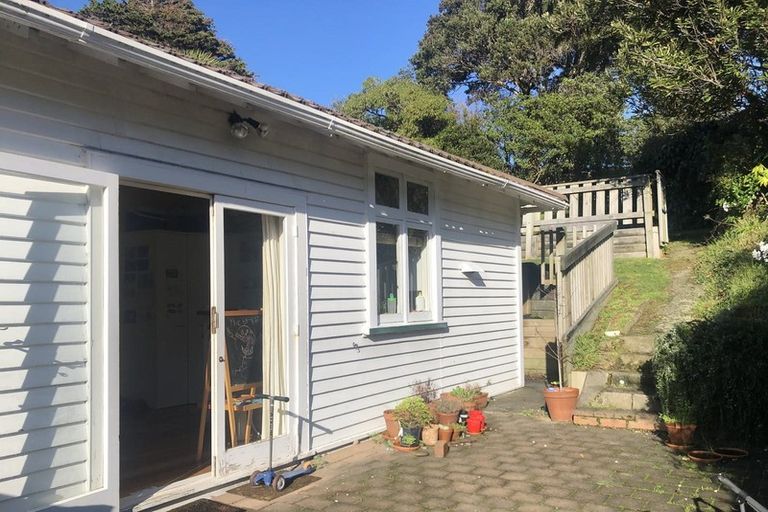 Photo of property in 16 Colway Street, Ngaio, Wellington, 6035