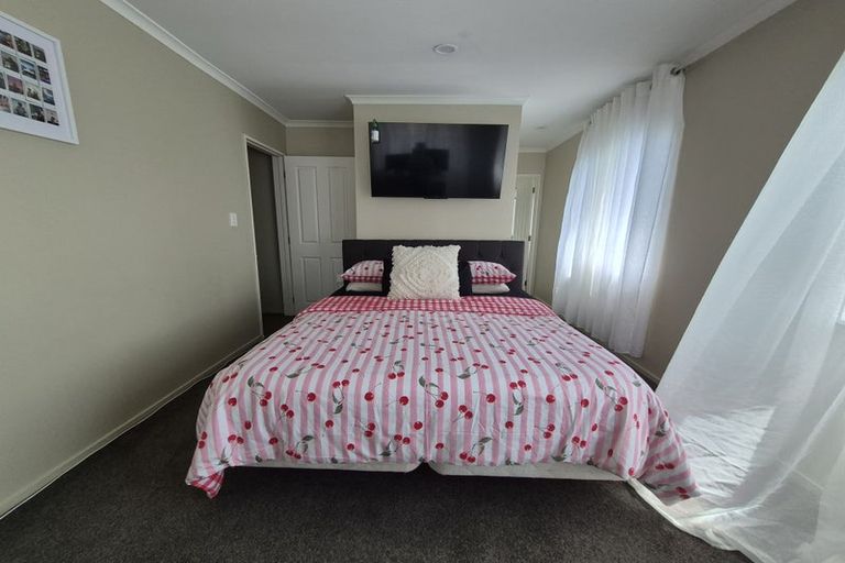 Photo of property in 10 Ali Place, Ranui, Auckland, 0612