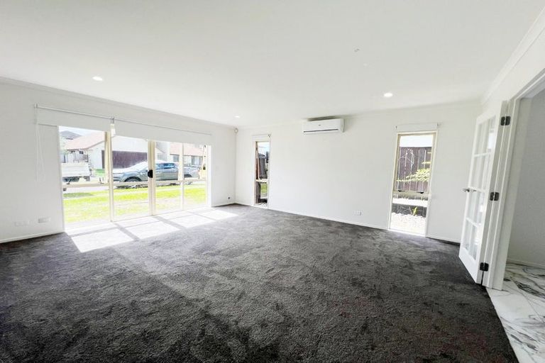 Photo of property in 36 Baltersan Drive, Flat Bush, Auckland, 2016
