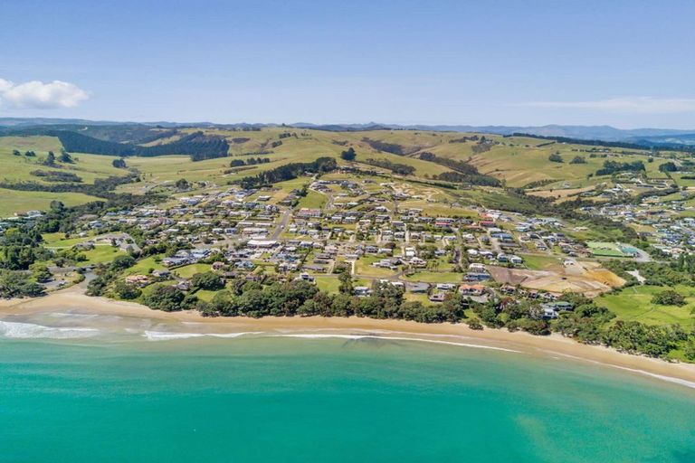 Photo of property in 186 State Highway 10, Coopers Beach, 0420