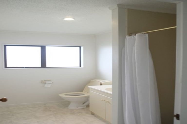 Photo of property in 10 Doncaster Terrace, Ascot Park, Porirua, 5024