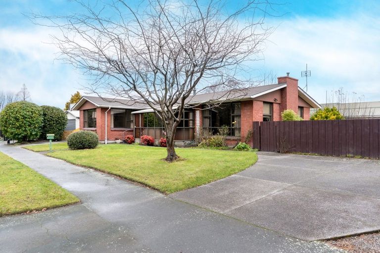 Photo of property in 7 Woodbury Street, Avonhead, Christchurch, 8042