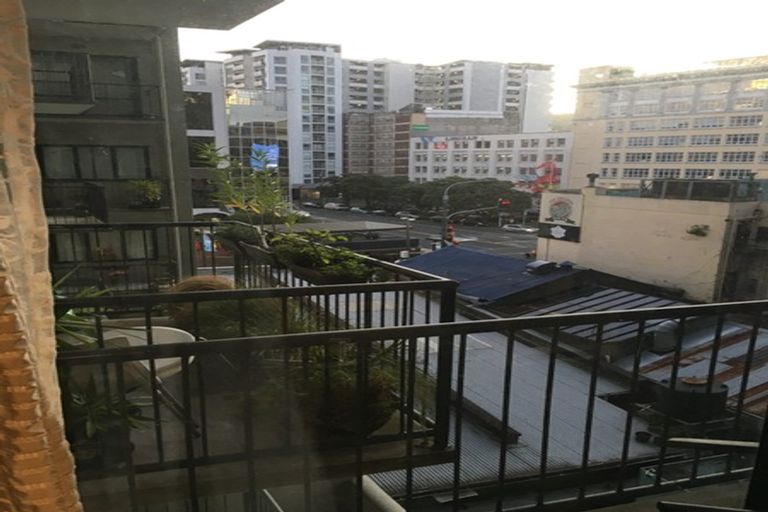 Photo of property in Courtenay Apartments, 408/120 Courtenay Place, Te Aro, Wellington, 6011