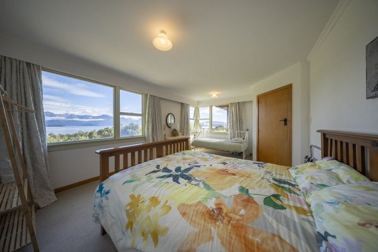 Photo of property in 6 Cathedral Drive, Manapouri, 9679