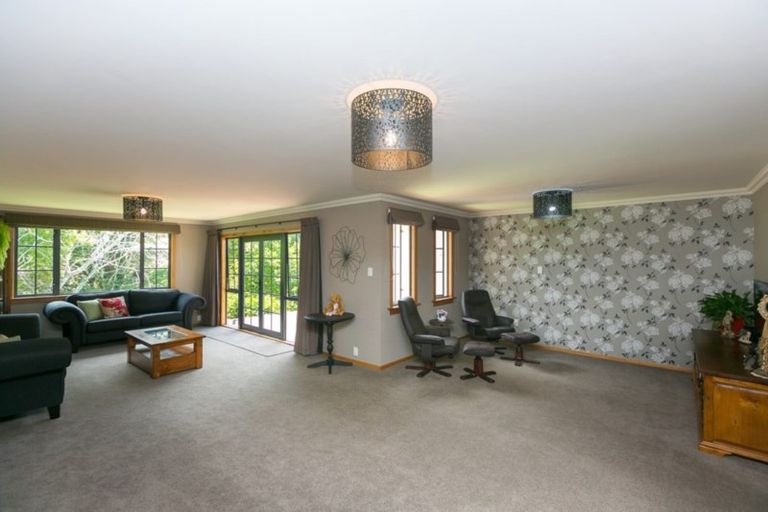 Photo of property in 3 Burgess Hill Road, Burgess Park, New Plymouth, 4371