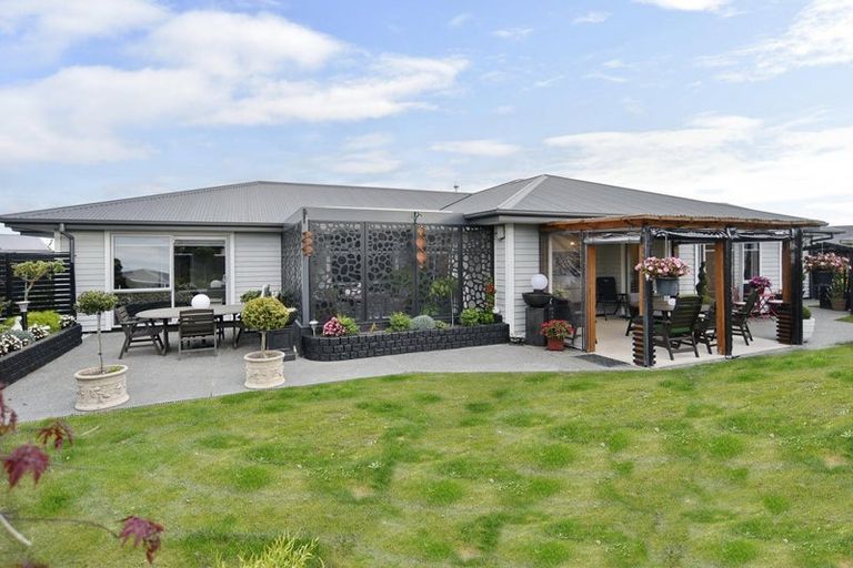 Photo of property in 33 Macphail Avenue, Rangiora, 7400