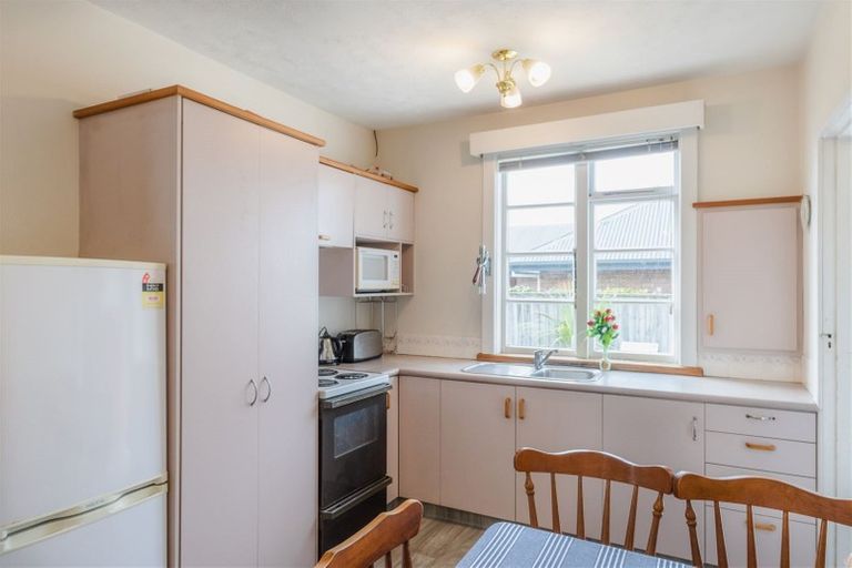 Photo of property in 3 Curletts Road, Sockburn, Christchurch, 8042