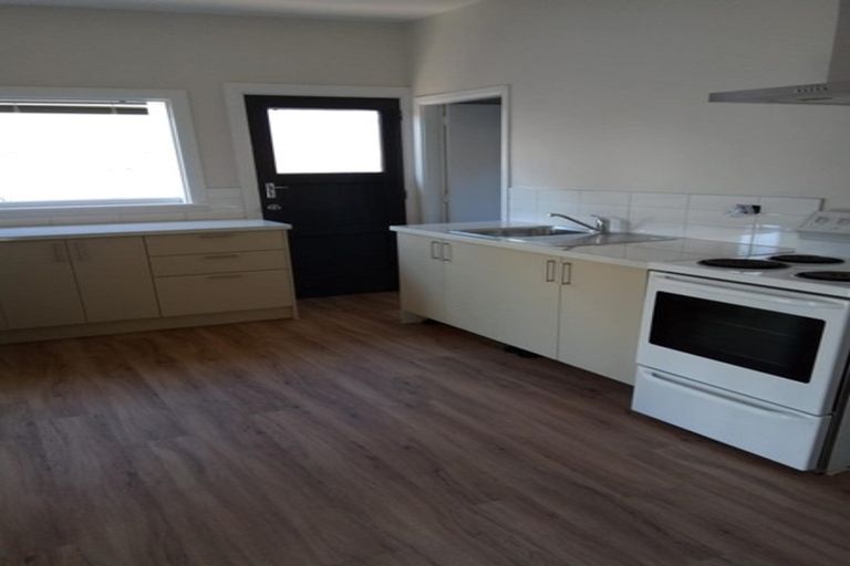 Photo of property in 15 Owles Terrace, New Brighton, Christchurch, 8061