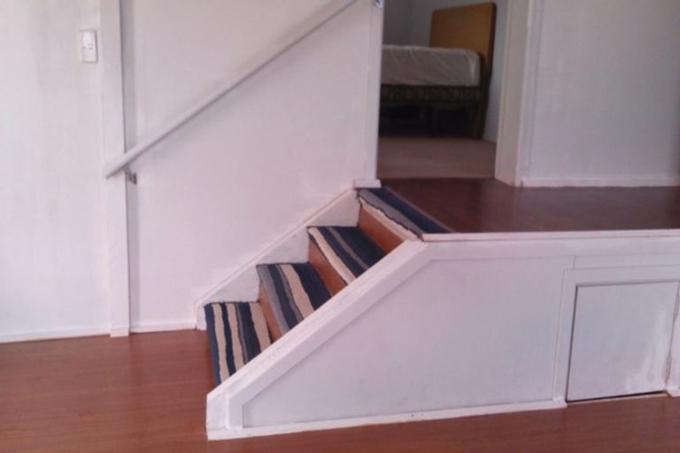 Photo of property in 139 Don Buck Road, Massey, Auckland, 0614