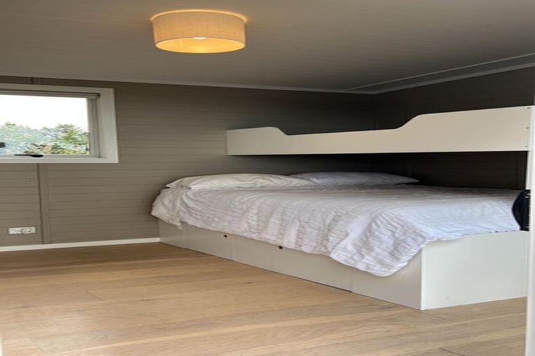 Photo of property in 130a Wattle Bay Road, Manukau Heads, Awhitu, 2684