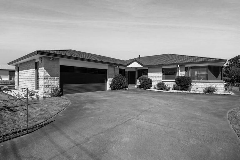 Photo of property in 31 Wilson Street, Hawera, 4610