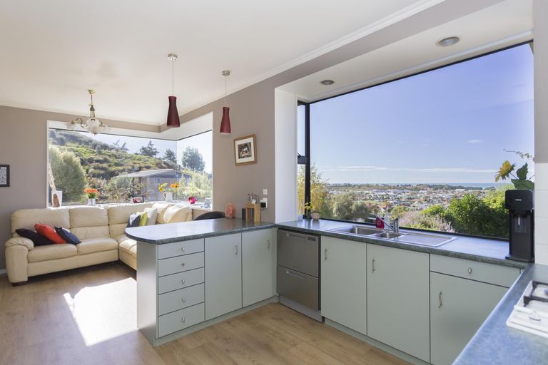 Photo of property in 15 Ashburn Street, Oamaru North, Oamaru, 9400