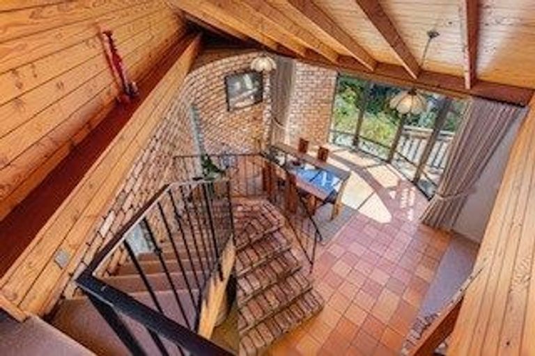 Photo of property in 68 Pah Road, Cockle Bay, Auckland, 2014