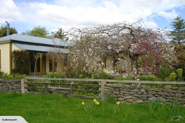 Photo of property in Tuhitarata Homestead, 2337 Kahutara Road, Pirinoa, Featherston, 5772