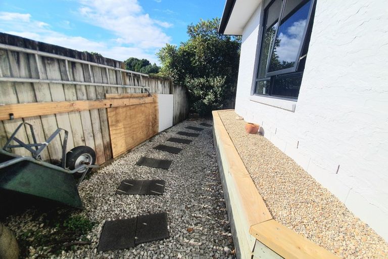 Photo of property in 21 Hawk Place, Welcome Bay, Tauranga, 3112