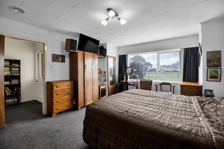 Photo of property in 82 Cordelia Street, Stratford, 4332