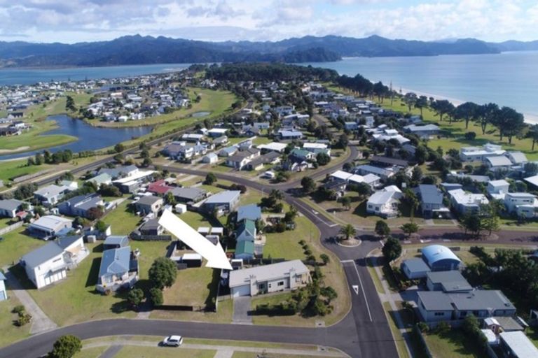 Photo of property in 100 Kauri Crescent, Matarangi, Whitianga, 3592