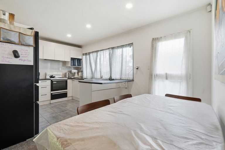 Photo of property in 14 Meadowcourt Drive, Manukau, Auckland, 2025