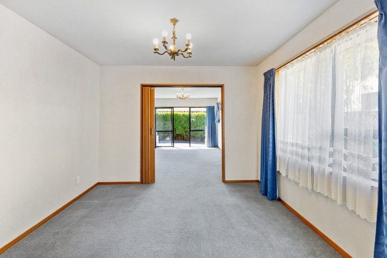 Photo of property in 1/437 Ilam Road, Bryndwr, Christchurch, 8052