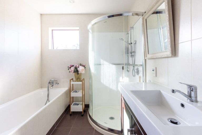 Photo of property in 27 Simla Avenue, Havelock North, 4130