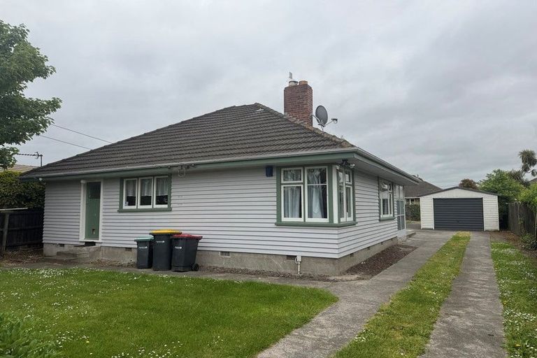 Photo of property in 233 Greers Road, Bryndwr, Christchurch, 8053