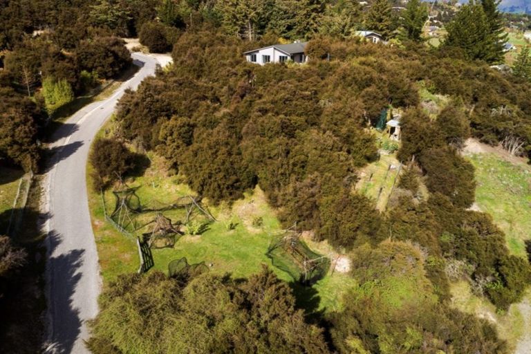 Photo of property in 747 Aubrey Road, Albert Town, Wanaka, 9305
