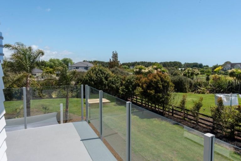 Photo of property in 36 Royal Ascot Drive, Papamoa Beach, Te Puke, 3187