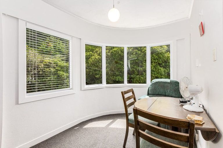 Photo of property in 13b Kim Street, Khandallah, Wellington, 6035