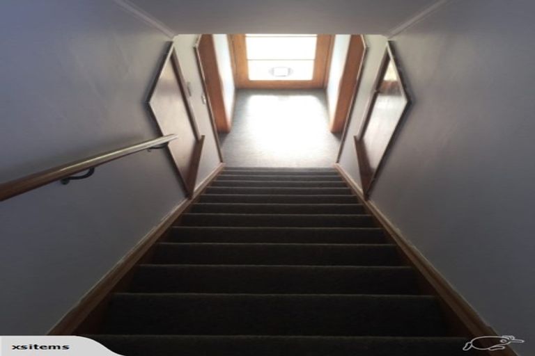 Photo of property in 37 Tremewan Street, Tawa, Wellington, 5028