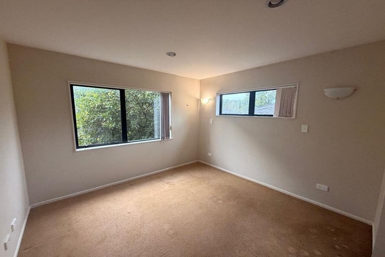 Photo of property in 42 Amaretto Avenue, Flat Bush, Auckland, 2019