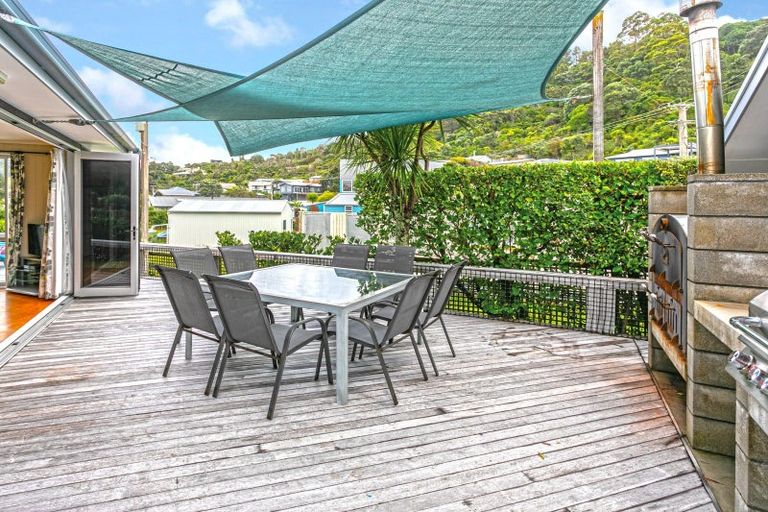 Photo of property in 103 Ocean Beach Road, Tairua, 3508