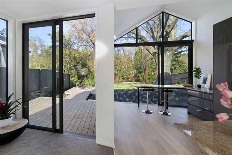 Photo of property in 1a Wood Lane, Fendalton, Christchurch, 8014