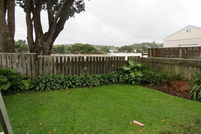 Photo of property in 35 Young Street, New Plymouth, 4310