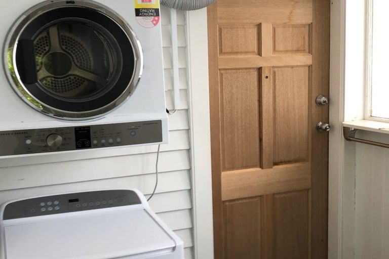 Photo of property in 92 Nairn Street, Mount Cook, Wellington, 6011