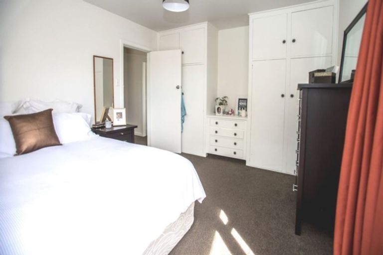 Photo of property in 130 Waimairi Road, Ilam, Christchurch, 8041