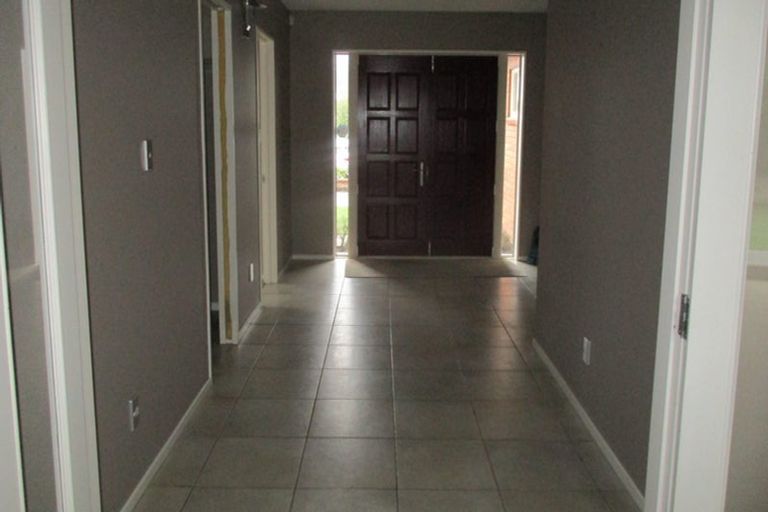 Photo of property in 22b Taupata Street, Redcliffs, Christchurch, 8081