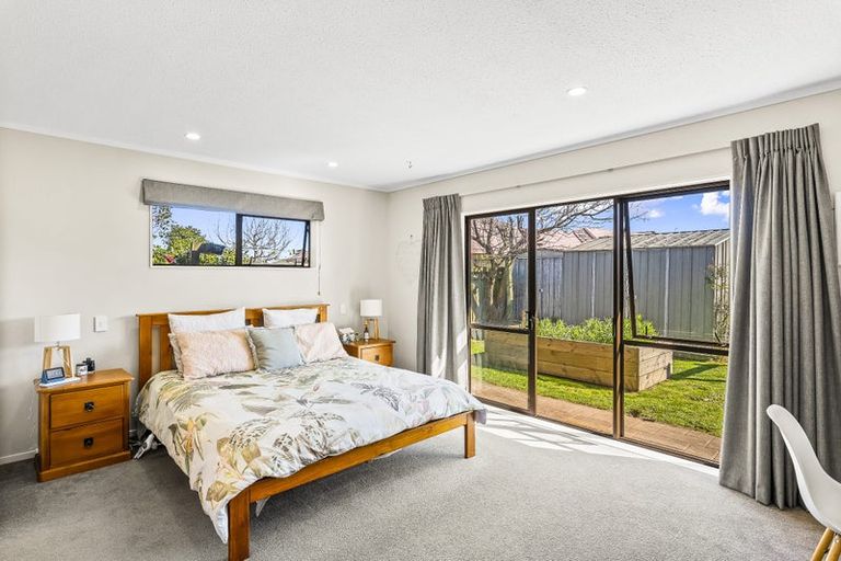 Photo of property in 31 Hadleigh Court, Paraparaumu, 5032