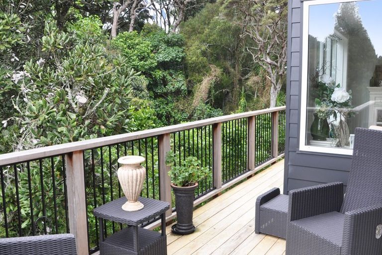 Photo of property in 55 Hauraki Road, Leigh, Warkworth, 0985