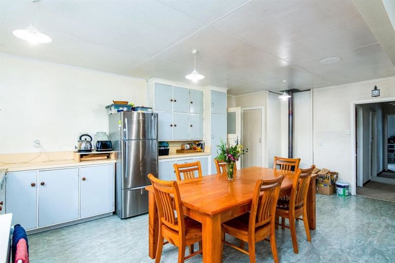 Photo of property in 152 Opaki Kaiparoro Road, Eketahuna, 4994