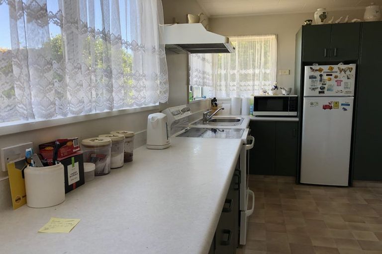 Photo of property in 7 Reeves Road, Acacia Bay, Taupo, 3330
