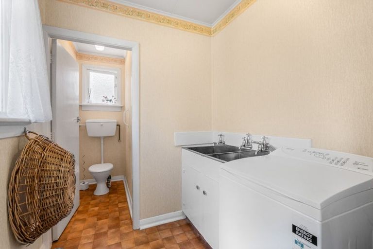 Photo of property in 69 Kaikorai Valley Road, Kaikorai, Dunedin, 9010