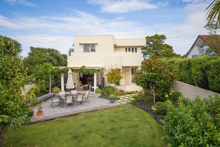 Photo of property in 224 Victoria Avenue, Hokowhitu, Palmerston North, 4410